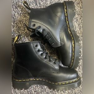 NWOT or box dr martens smooth size 7w/6m